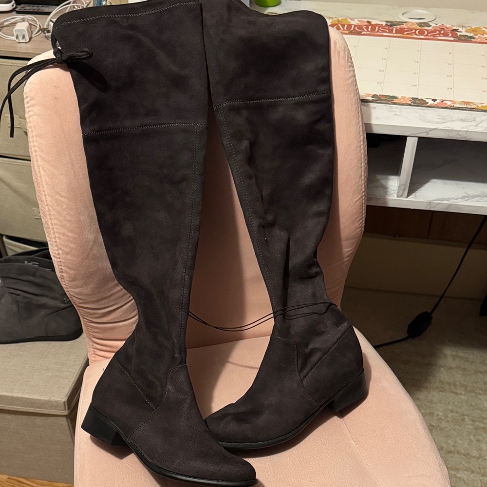 Elegant Black Over-the-Knee Women's Boots